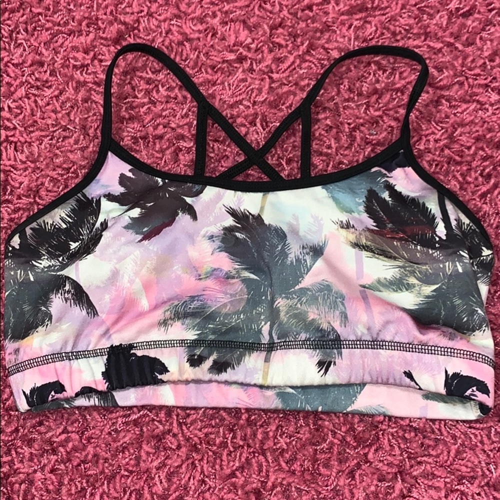 sports bra